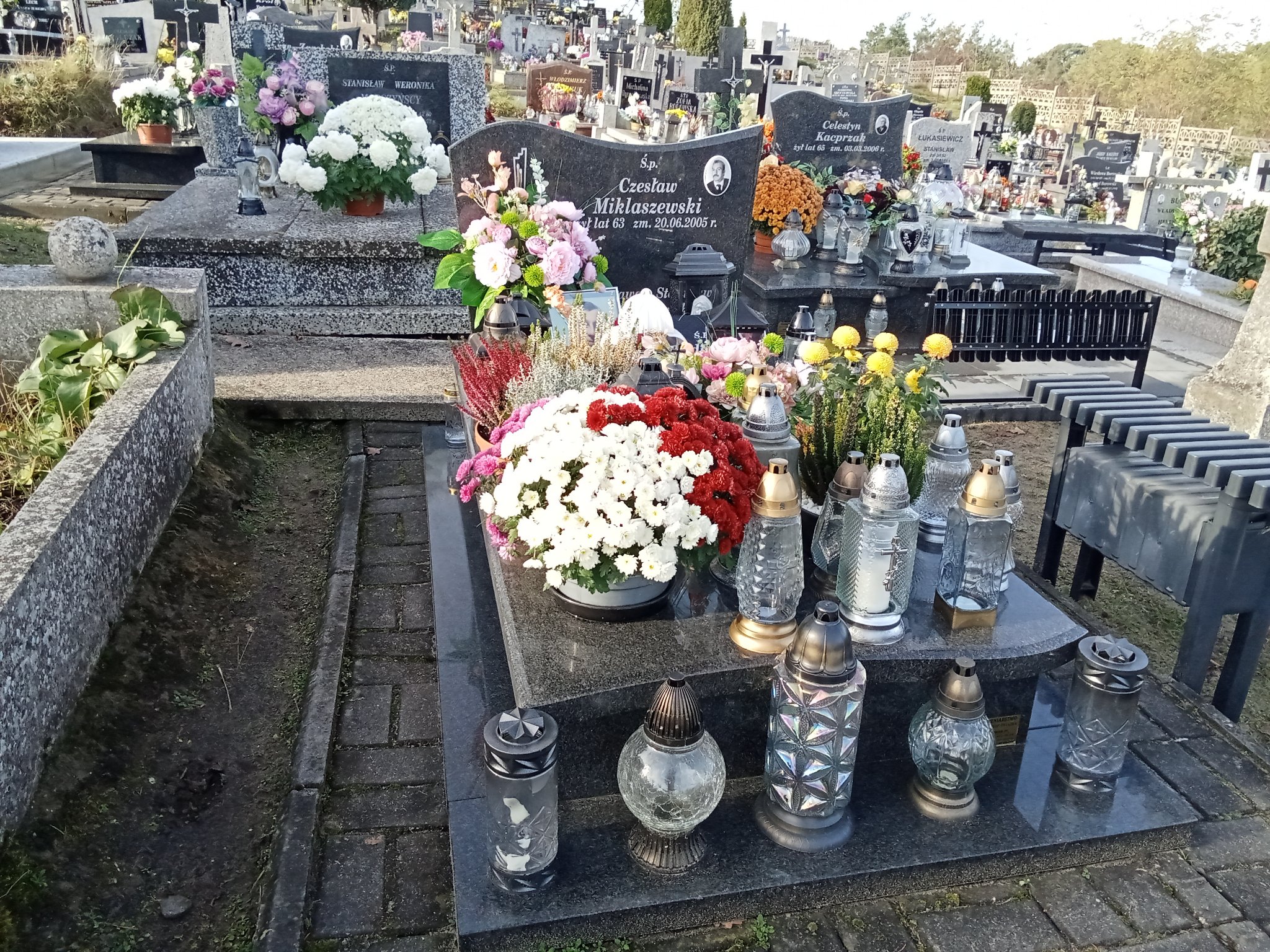 Grób Radosław Miklaszewski